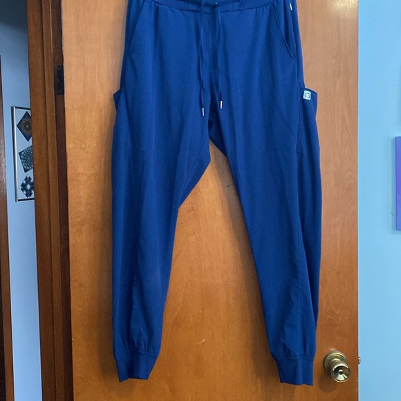 Scrub pants, Blue, great condition - Picture 2 of 5